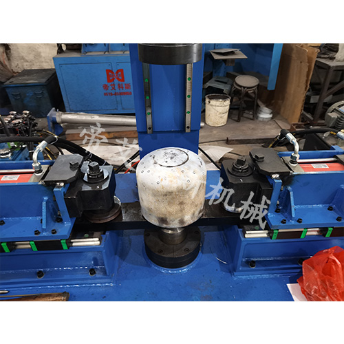 筒體自動液壓縮口機.jpg